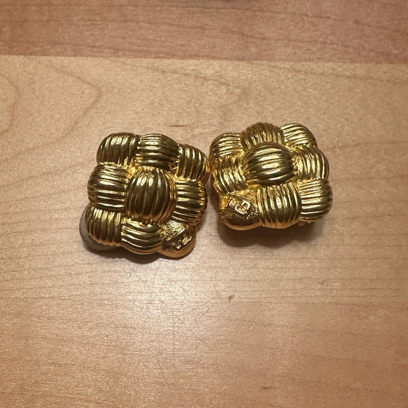 Fendi Earings (vintage style)